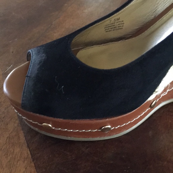 Wedge Sandals. - Picture 4 of 4